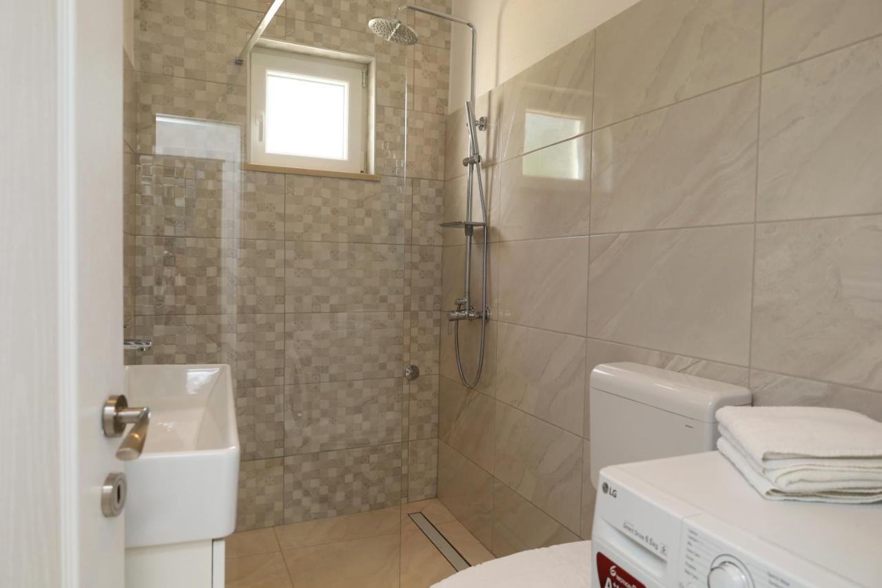 סומרטין Holiday House Nono מראה חיצוני תמונה